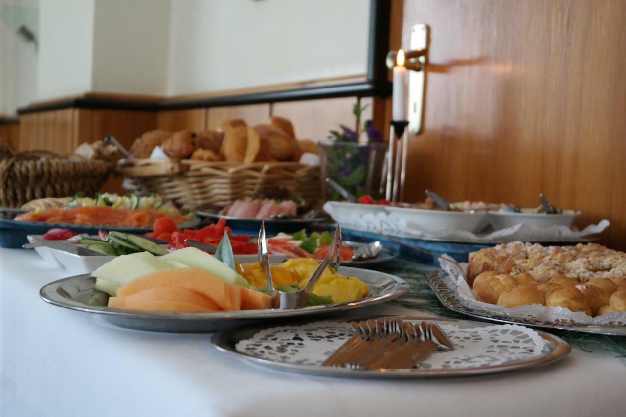 Hotel Kroeger Ennigerloh エクステリア 写真