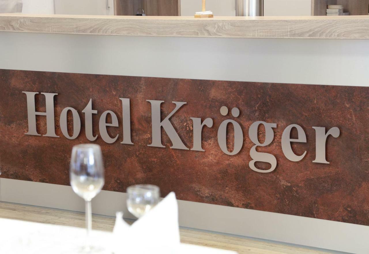 Hotel Kroeger Ennigerloh エクステリア 写真