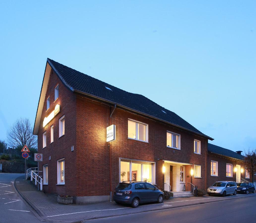 Hotel Kroeger Ennigerloh エクステリア 写真