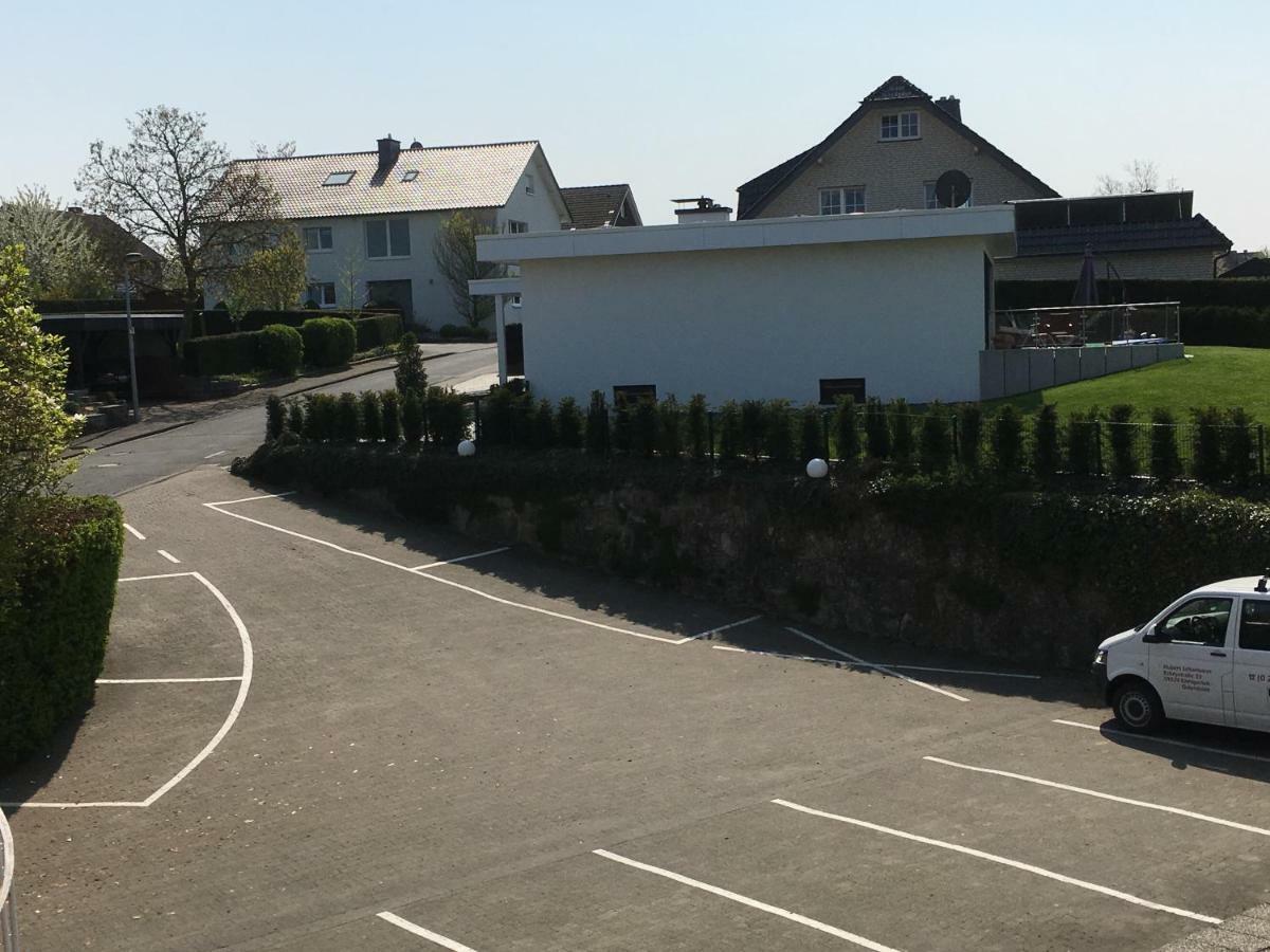 Hotel Kroeger Ennigerloh エクステリア 写真